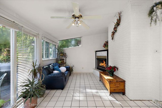 1450 Lenox Road, Bloomfield Charter Township, MI 48304