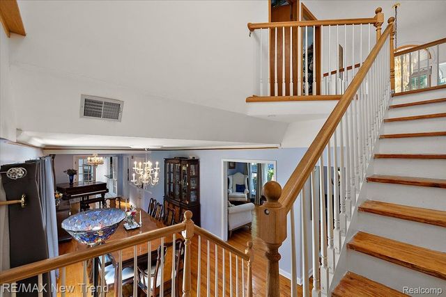 1450 Lenox Road, Bloomfield Charter Township, MI 48304