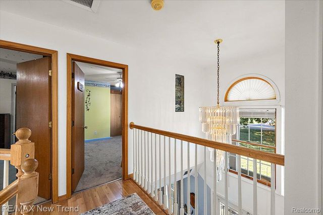 1450 Lenox Road, Bloomfield Charter Township, MI 48304