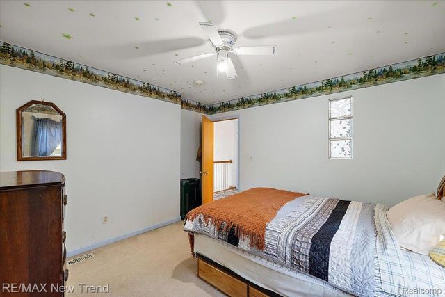 1450 Lenox Road, Bloomfield Charter Township, MI 48304