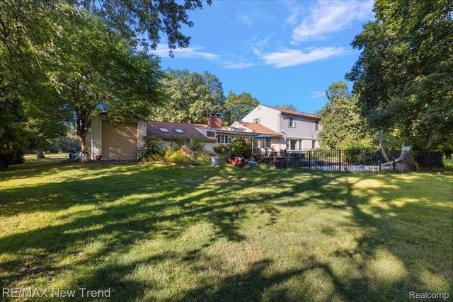 1450 Lenox Road, Bloomfield Charter Township, MI 48304