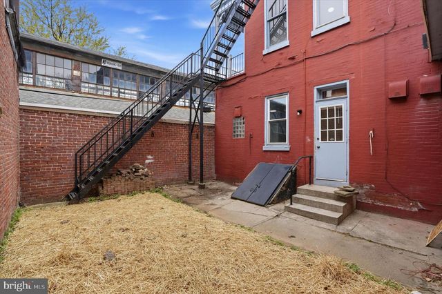 112 N 11TH ST, Reading, PA 19601