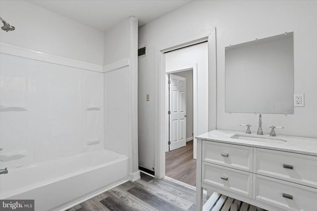 112 N 11TH ST, Reading, PA 19601