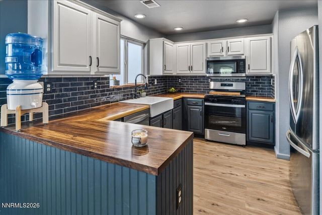 1347 Scarlet Oak Drive, Gardnerville, NV 89410