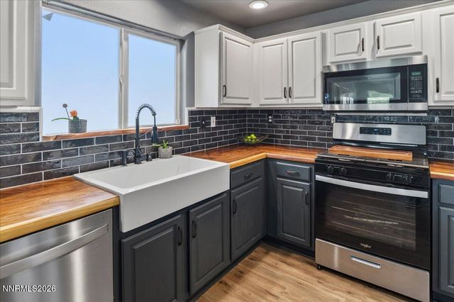 1347 Scarlet Oak Drive, Gardnerville, NV 89410