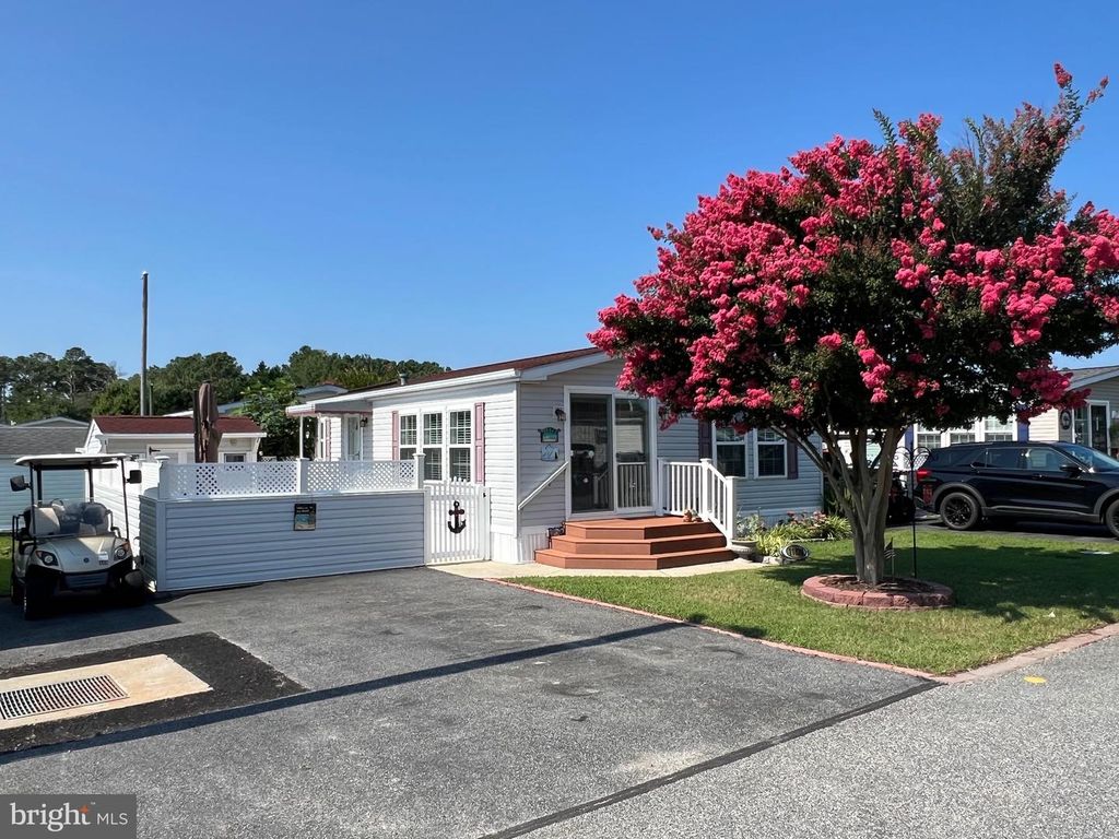 11828 E BUCCANEER DR, Berlin, MD 21811