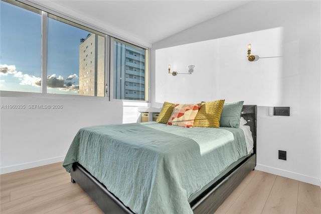 7929 West Dr 903, North Bay Village, FL 33141