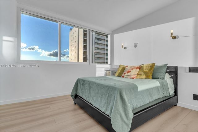 7929 West Dr 903, North Bay Village, FL 33141