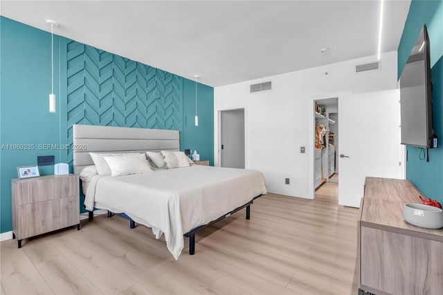 7929 West Dr 903, North Bay Village, FL 33141