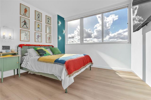 7929 West Dr 903, North Bay Village, FL 33141