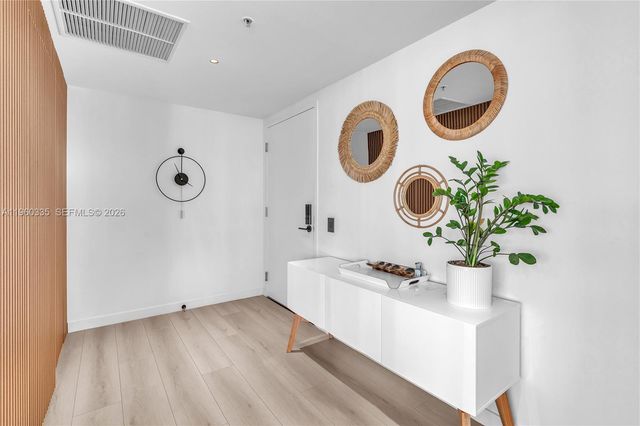 7929 West Dr 903, North Bay Village, FL 33141