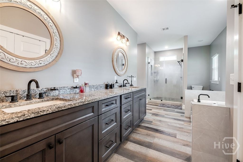 Image 24 of property listing at 3790 Old Dixie S, Springfield, GA 31329