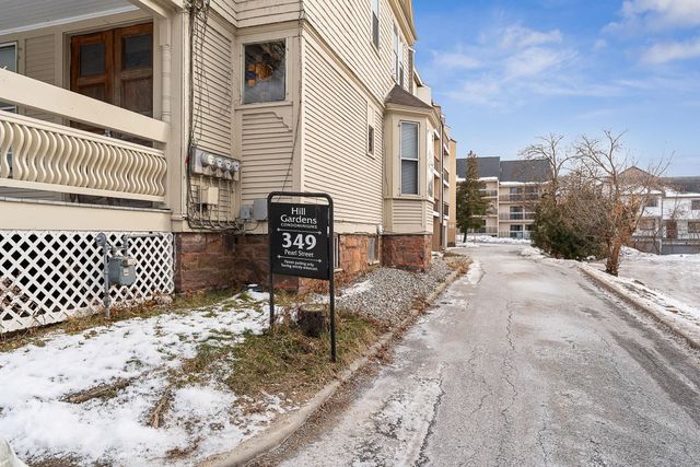 349 Pearl St Apt 225, Burlington, VT 05401