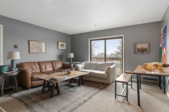 349 Pearl St Apt 225, Burlington, VT 05401