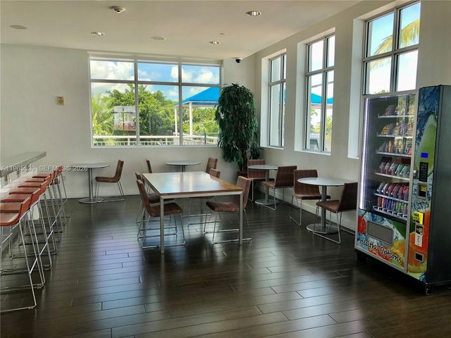 300 S Australian Ave 503, West Palm Beach, FL 33401