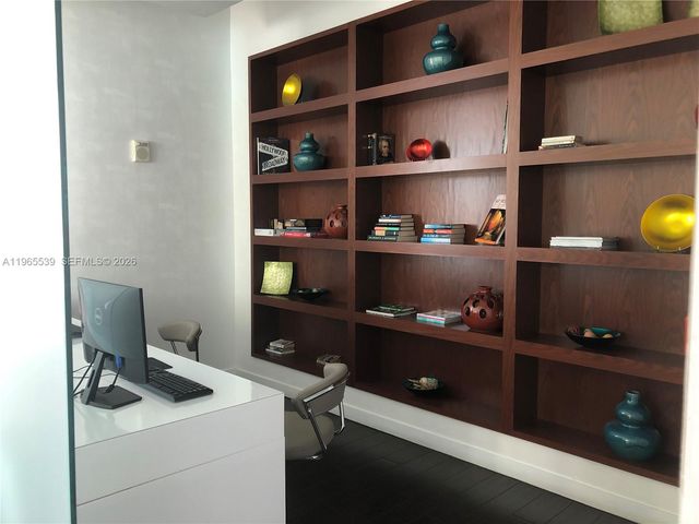 300 S Australian Ave 503, West Palm Beach, FL 33401