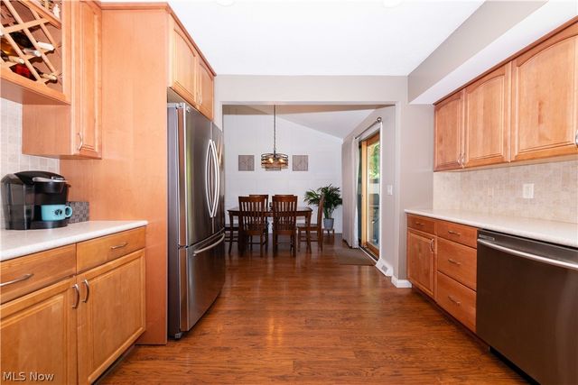 7476 Mckinley Street, Mentor, OH 44060
