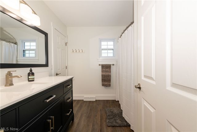 7476 Mckinley Street, Mentor, OH 44060