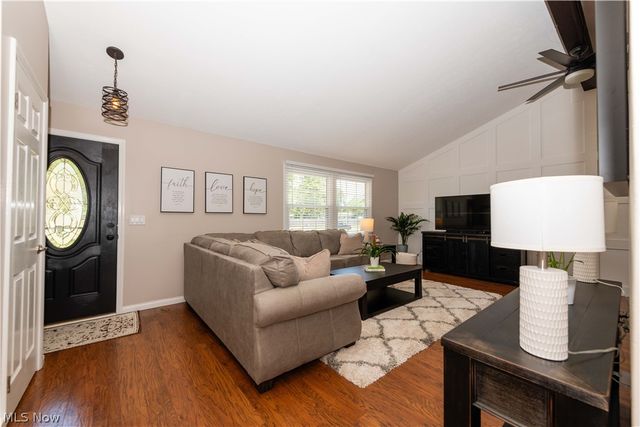 7476 Mckinley Street, Mentor, OH 44060