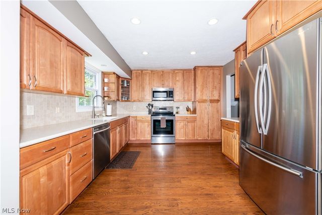 7476 Mckinley Street, Mentor, OH 44060