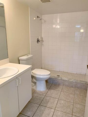 500 N Crestwood Ct Court N 502, Royal Palm Beach, FL 33411