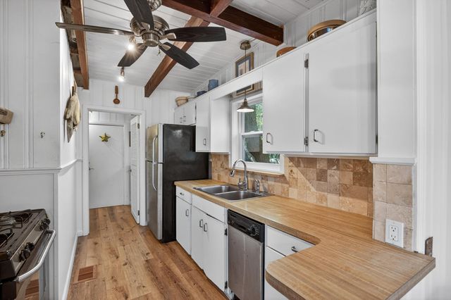 6433 Madison Street, St Augustine Beach, FL 32080