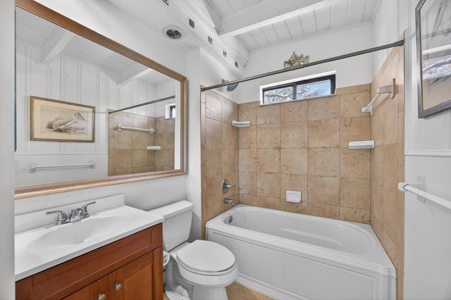 6433 Madison Street, St Augustine Beach, FL 32080