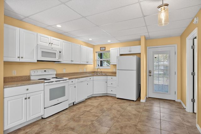 6433 Madison Street, St Augustine Beach, FL 32080