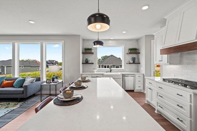1822 Laquey Avenue NE, Saint Michael, MN 55376