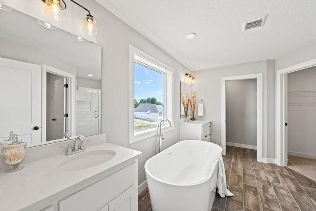 1822 Laquey Avenue NE, Saint Michael, MN 55376