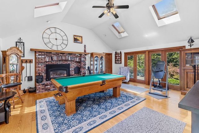 128 Prospect Hill, Taunton, MA 02780