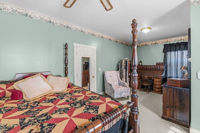 128 Prospect Hill, Taunton, MA 02780
