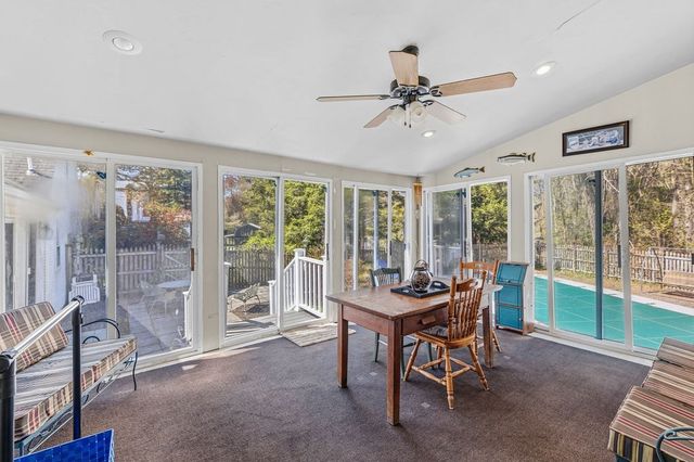 128 Prospect Hill, Taunton, MA 02780