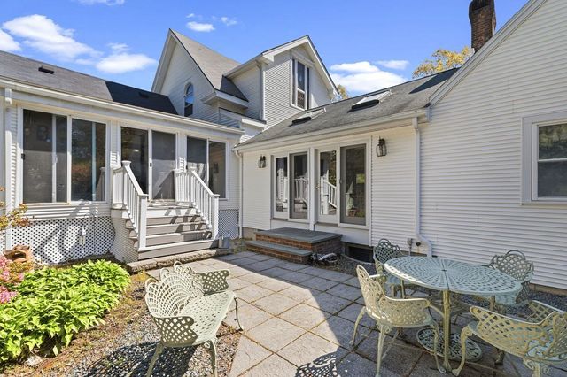 128 Prospect Hill, Taunton, MA 02780