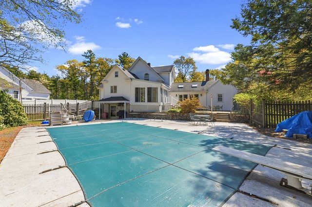 128 Prospect Hill, Taunton, MA 02780