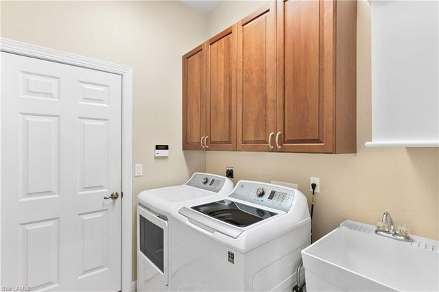 23659 Via Carino LN, Bonita Springs, FL 34135