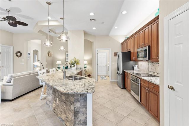 23659 Via Carino LN, Bonita Springs, FL 34135