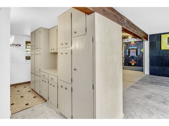 18978 ARROWWOOD Ave, Lake Oswego, OR 97035