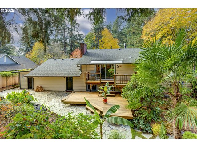 18978 ARROWWOOD Ave, Lake Oswego, OR 97035