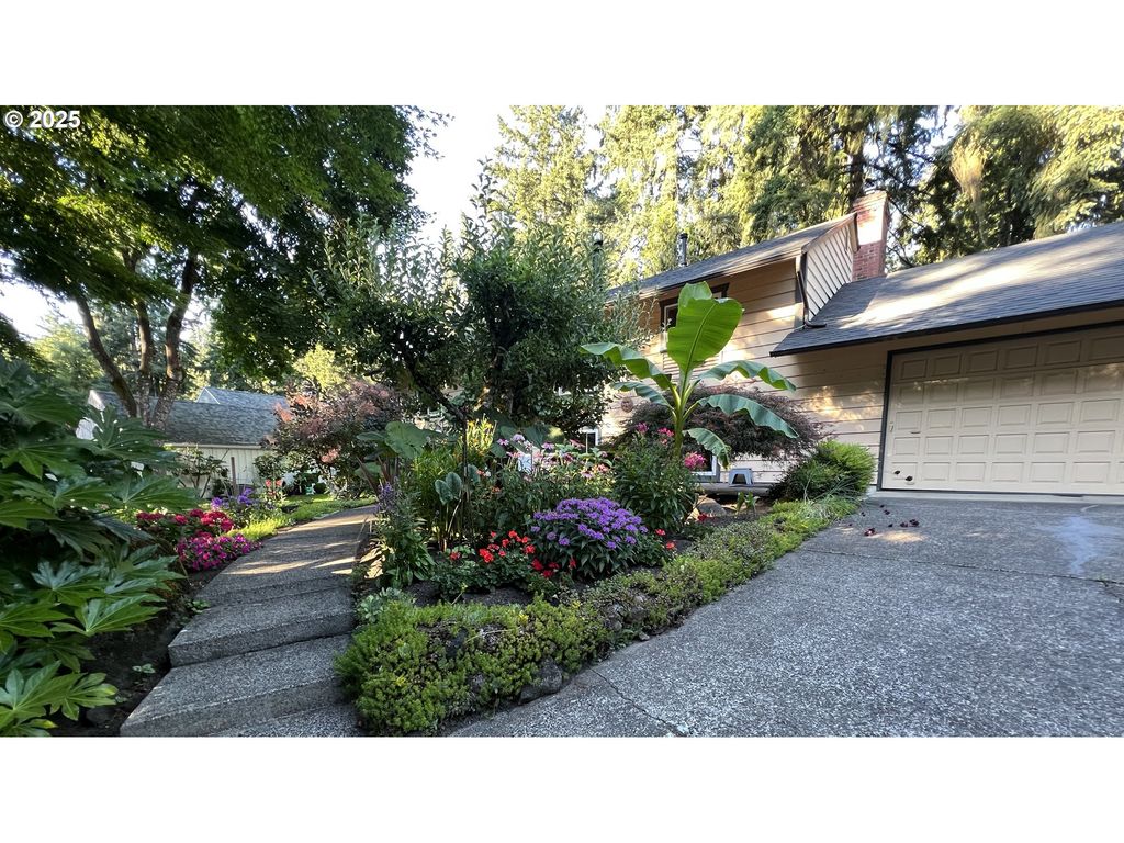 18978 ARROWWOOD Ave, Lake Oswego, OR 97035