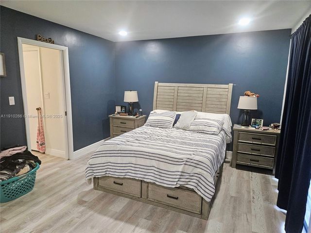 8360 SW 154th Ave, Miami, FL 33193