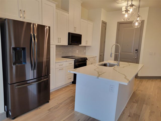 2700 Old Denton Road 2257, Carrollton, TX 75007