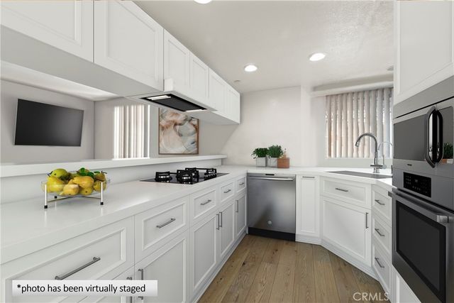 8125 Surfline Dr A, Huntington Beach, CA 92646
