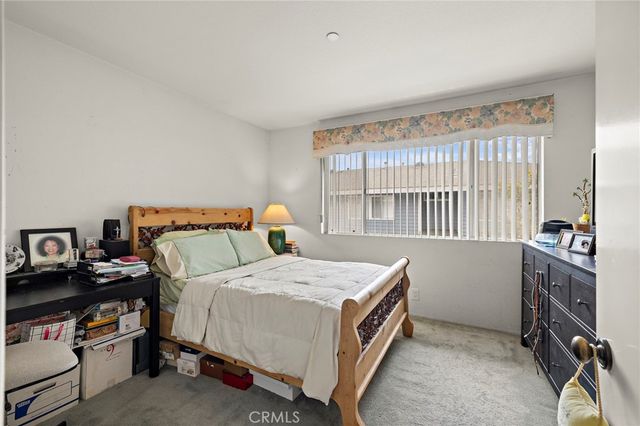 8125 Surfline Dr A, Huntington Beach, CA 92646