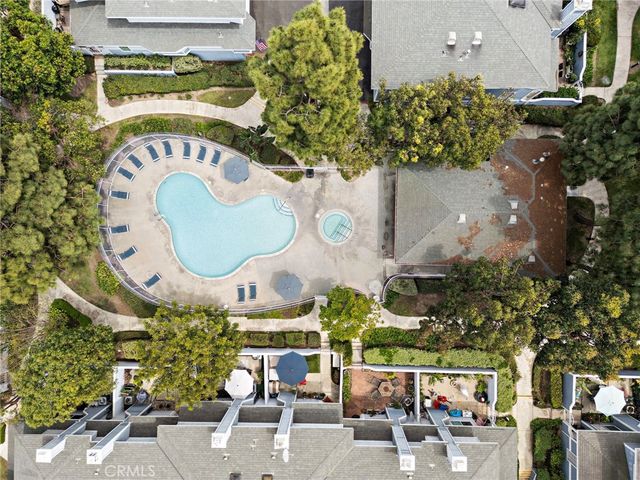 8125 Surfline Dr A, Huntington Beach, CA 92646