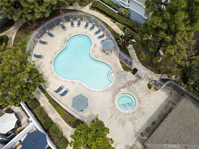 8125 Surfline Dr A, Huntington Beach, CA 92646