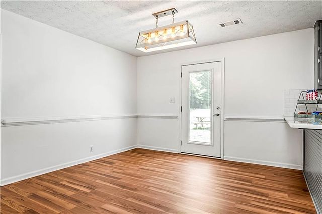 135 Dixie Lane, Covington, GA 30014