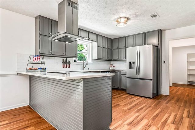 135 Dixie Lane, Covington, GA 30014