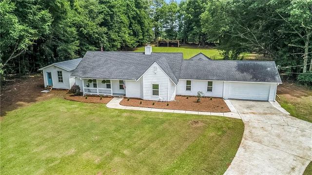 135 Dixie Lane, Covington, GA 30014