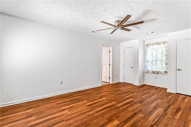 135 Dixie Lane, Covington, GA 30014